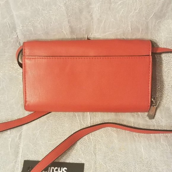 3/$15 Circus Sam Edelman Luciana Wallet Crossbody - Picture 3 of 7
